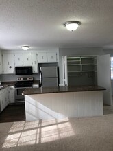 117 Rainbow Ct, Unit 117 in Cary, NC - Building Photo - Building Photo