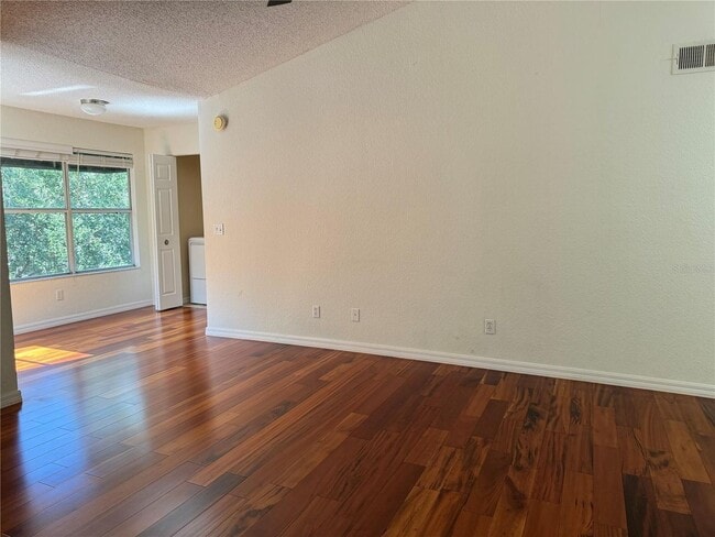 5132 Conroy Rd in Orlando, FL - Building Photo - Building Photo