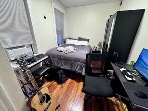 210 Hemenway St, Unit 10 in Boston, MA - Foto de edificio - Building Photo