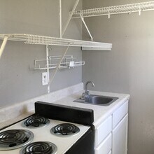 2305 30th St in Lubbock, TX - Building Photo - Building Photo