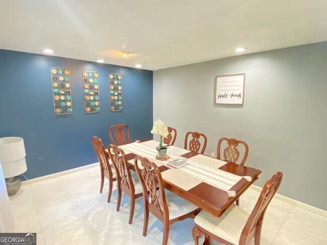 339 Desiree Dr NW in Lawrenceville, GA - Building Photo - Building Photo