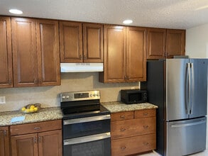 9112 Pine Springs Dr in Boca Raton, FL - Building Photo - Building Photo