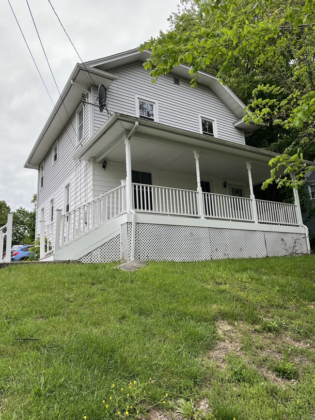 property at 15 Konomoc St