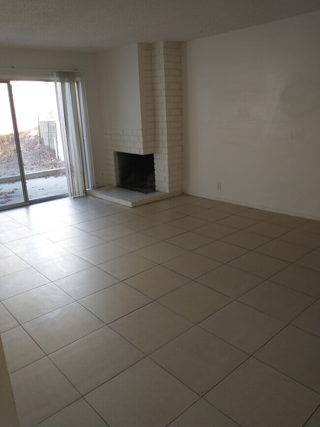 1857 W Malvern Ave, Unit 1 in Fullerton, CA - Building Photo - Building Photo