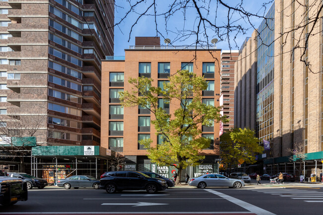 24th Street Residence in New York, NY - Foto de edificio - Building Photo