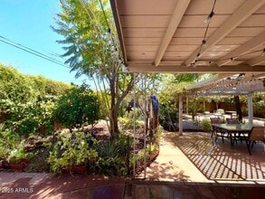 1831 E Monte Vista Rd in Phoenix, AZ - Building Photo - Building Photo