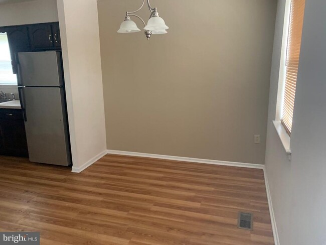 9942 Lackland Dr in Philadelphia, PA - Building Photo - Building Photo