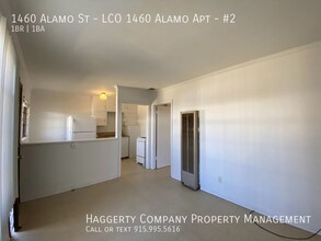 1460 Alamo St in Las Cruces, NM - Building Photo - Building Photo