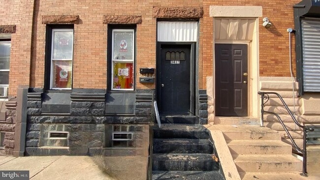property at 3412 N Front St