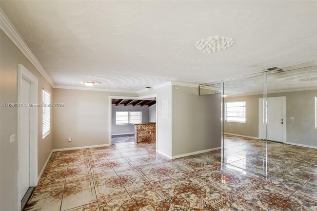 1326 NW 72nd St in Miami, FL - Building Photo - Building Photo