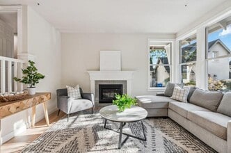 217 Roosevelt Terrace in Santa Cruz, CA - Building Photo - Building Photo