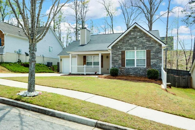 4795 Buckeye Pl in Atlanta, GA - Building Photo - Building Photo