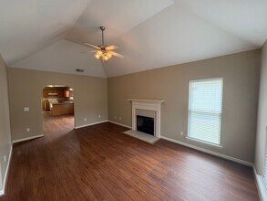 450 Fox Run Cir in Pell City, AL - Building Photo - Building Photo