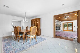 115 Stonehedge Dr N in Greenwich, CT - Building Photo - Building Photo