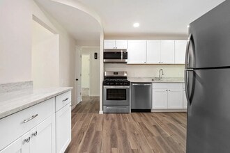 1240 Mullanphy Ln in Florissant, MO - Building Photo - Building Photo