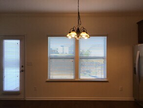 2114 Atwell Glen Ln in Pineville, NC - Foto de edificio - Building Photo