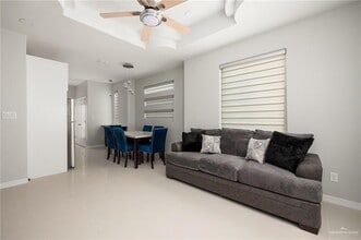 204 W Rutherford Ave-Unit -1 in Edinburg, TX - Building Photo - Building Photo