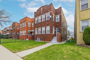 1721 N Meade Ave in Chicago, IL - Building Photo