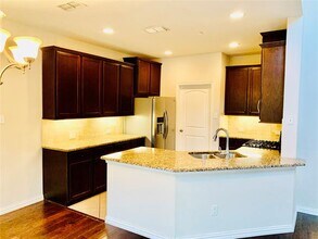 912 Brookville Ct in Plano, TX - Building Photo - Building Photo