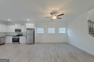 130 English Oak Ln in Warner Robins, GA - Building Photo - Building Photo