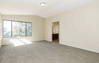 8633 59th Ave in Elmhurst, NY - Building Photo - Building Photo