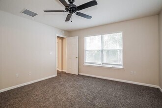 3854 Pebble Brooke Circle South in Orange Park, FL - Building Photo - Building Photo