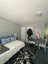 11 N Liberty Dr in Stony Point, NY - Building Photo - Building Photo