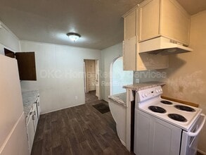 2148 N Stonewall Ave in Oklahoma City, OK - Building Photo - Building Photo