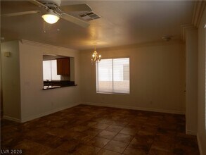 42 Belle Essence Ave in Las Vegas, NV - Building Photo - Building Photo