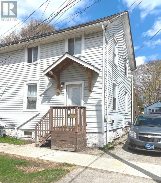 property at 27 Market St N