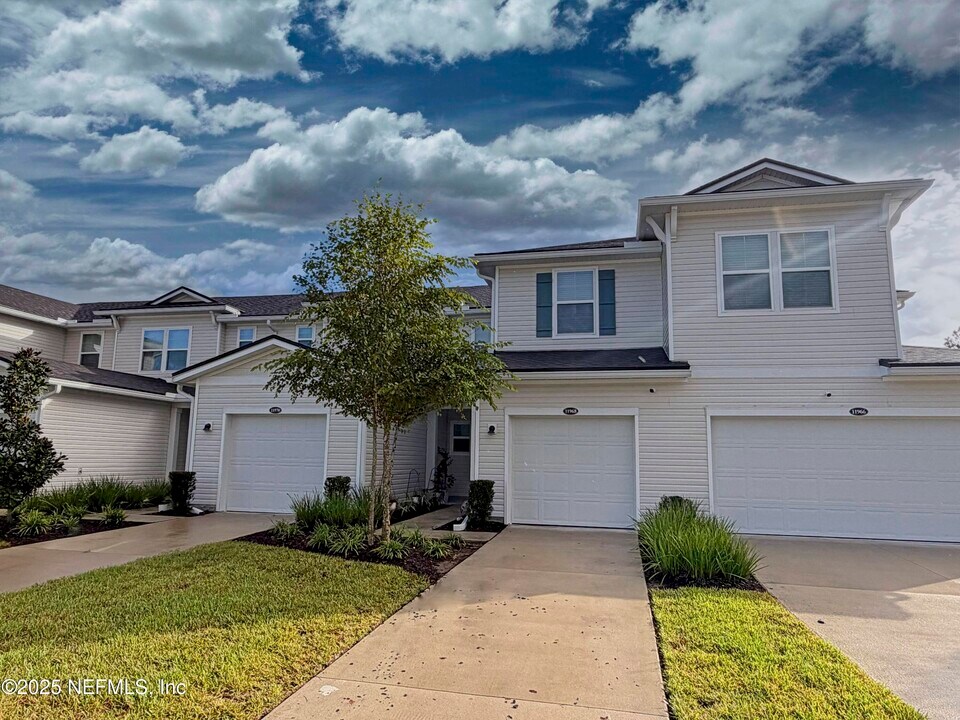11968 Calvesta St in Jacksonville, FL - Building Photo