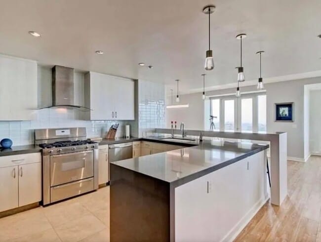 3415 6th Ave, Unit Penthouse in San Diego, CA - Foto de edificio - Building Photo