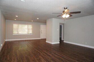 1404 Harrison Ln in Hurst, TX - Building Photo - Building Photo