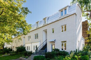 612 Georges-Vanier Boul in Montréal, QC - Building Photo