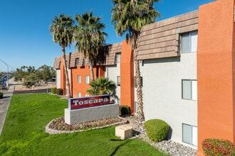 Toscana Cove Apartments in Tucson, AZ - Building Photo - Building Photo