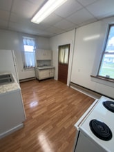 205 Loucks Ave in Scottdale, PA - Foto de edificio - Building Photo