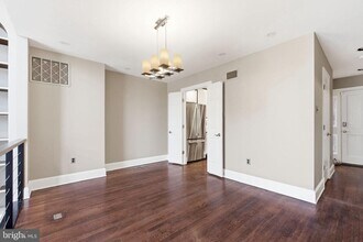 3919 Georgetown Ct NW in Washington, DC - Building Photo - Building Photo