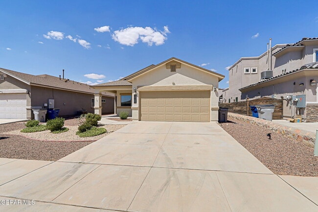 14185 Charles Pollock Ave in El Paso, TX - Building Photo - Building Photo