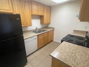 7347-7349 Gigi Pl in Sacramento, CA - Building Photo - Building Photo
