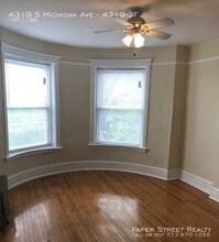 4319 S Michigan Ave-Unit -4319-3F in Chicago, IL - Building Photo - Building Photo