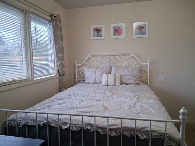 property at 24203 36th Ave S