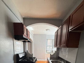 7 Chestnut St in East Orange, NJ - Building Photo