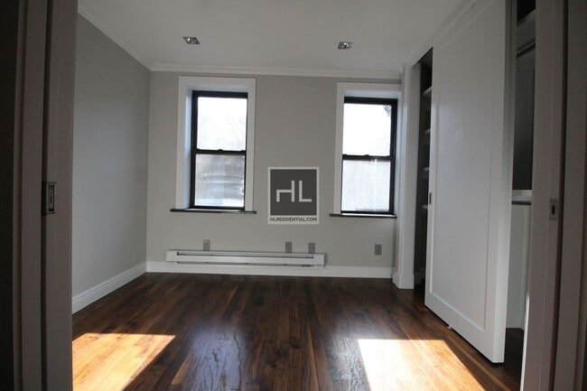 West 10th Street, Unit 1FW in New York, NY - Building Photo - Building Photo