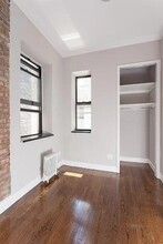 210 E 25th St in New York, NY - Building Photo - Building Photo