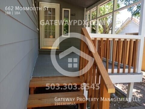 property at 662 Monmouth St