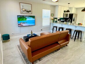 304 Barracuda Ave-Unit -ID1246505P in Fort Walton Beach, FL - Foto de edificio - Building Photo