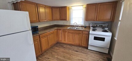 1057 Foreman Ln in Winchester, VA - Building Photo - Building Photo