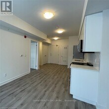 110-110 Fergus Ave in Kitchener, ON - Building Photo - Building Photo