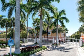 104 Harbors Way in Boynton Beach, FL - Building Photo - Building Photo