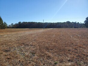 4851 NC-24 in Beulaville, NC - Building Photo - Building Photo